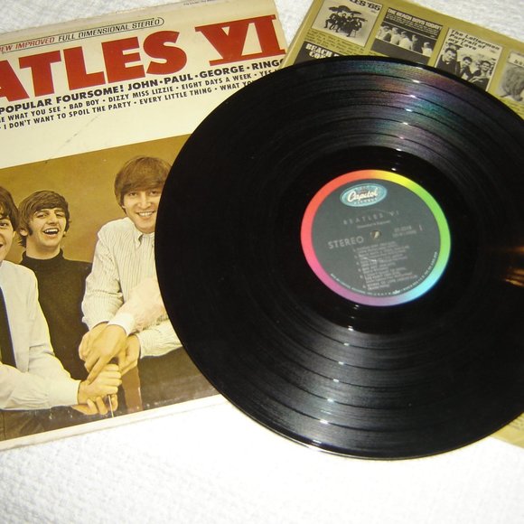 6 -VINTAGE  ORGINAL VINYL RECORD ALBUMS FROM THE BEATLES.. - Picture 12 of 16